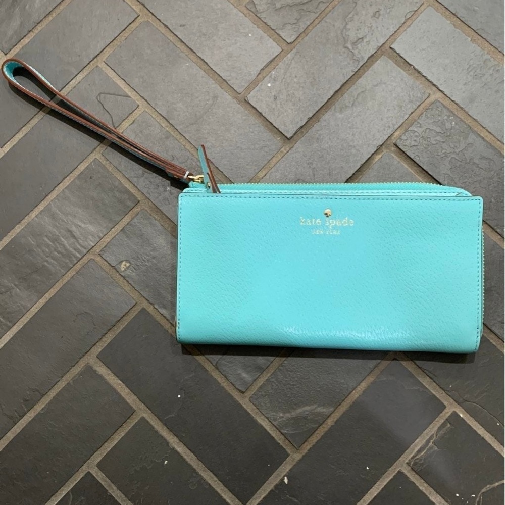 Kate Spade Grand Street Layton Wallet